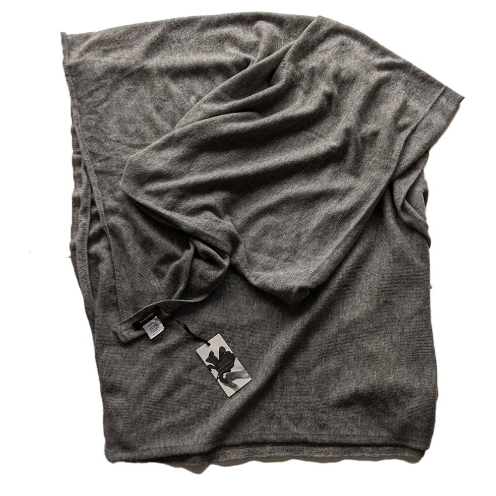 HALOGEN Cashmere Quad Shawl - Heather Gray